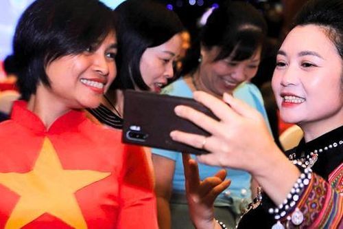 Trao giải cuộc thi 'Phụ nữ khởi nghiệp sáng tạo và chuyển đổi xanh' năm 2024 khu vực miền Bắc