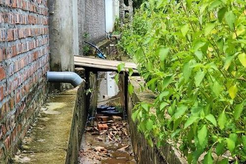 Phú Thọ: Đường vẫn ngổn ngang sau hơn 1 năm người dân hiến đất