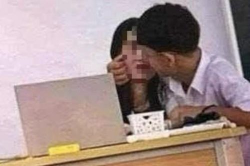 Xác minh clip đôi nam nữ thân mật trong lớp học tại Hà Nội