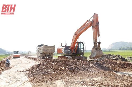 Hà Trung đẩy mạnh giải phóng mặt bằng thực hiện các dự án đầu tư