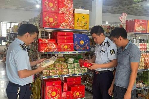 Xử phạt 32 vụ vi phạm an toàn thực phẩm trong dịp Tết Trung thu