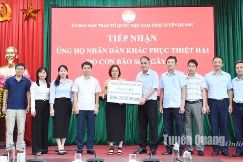 Tổng Công ty Công nghiệp Mỏ Việt Bắc TKV- CTCP hỗ trợ Tuyên Quang 200 triệu đồng khắc phục hậu quả cơn bão số 3
