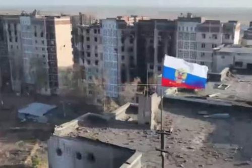 Pháo đài Ugledar thất thủ, Nga nói lính Ukraine rút lui 'hỗn loạn'