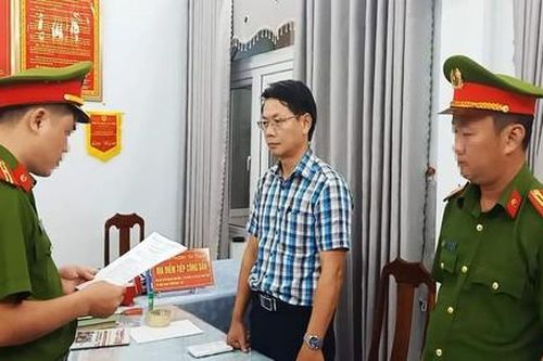 Nhận hối lộ, Phó Tổng giám đốc Công ty Công trình công cộng lĩnh án tù