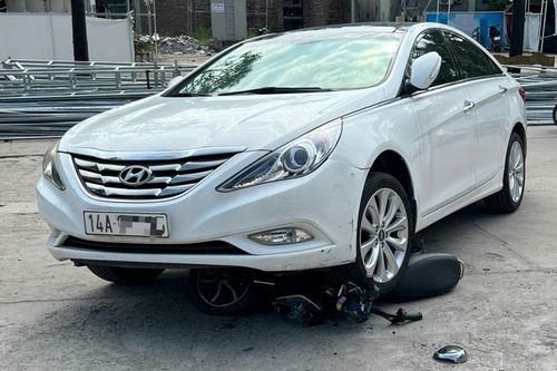 Tin tai nạn mới nhất ngày 2/10: Phụ huynh lái xe vào trường tông trúng học sinh
