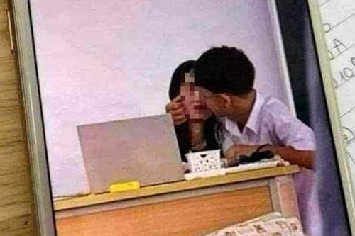 Xác minh clip 'cô giáo' có cử chỉ thân mật, phản cảm với nam sinh ở Hà Nội