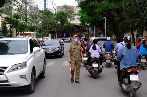 Giảm ùn tắc, nâng cao văn hóa giao thông từ mô hình 'con đường màu xanh'