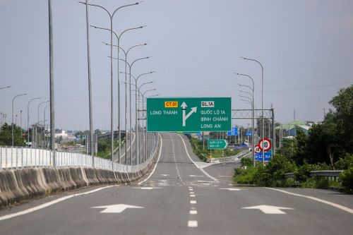 Cao tốc Bến Lức - Long Thành đoạn qua TP.HCM sắp thông xe
