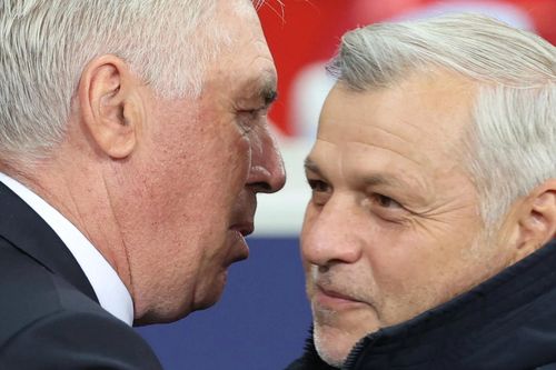 Điều đáng kinh ngạc về HLV vừa đánh bại Ancelotti
