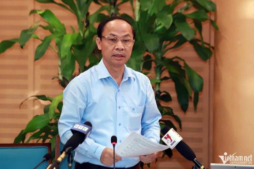 Sở GD&ĐT Hà Nội thông tin vụ cô giáo có hành vi thân mật với nam sinh