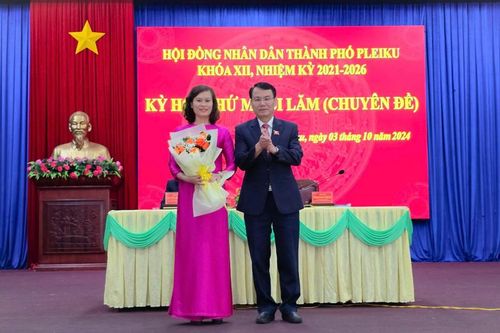 3 nữ Trưởng phòng được bầu giữ chức Phó Chủ tịch, Ủy viên UBND thành phố