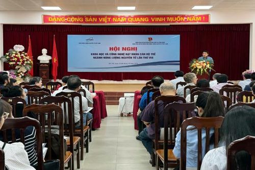 Chuẩn bị nguồn nhân lực cho các dự án trọng điểm về năng lượng nguyên tử