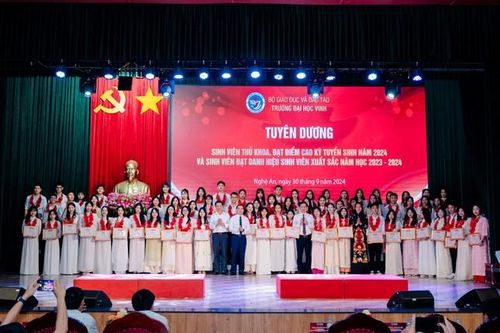 Trường Đại học Vinh Chào đón tân sinh viên khóa K65 năm học 2024 - 2025