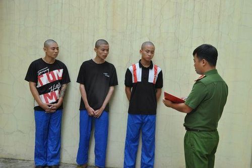 Hải Dương: Bắt giữ 3 đối tượng mang hung khí đi cướp xe máy