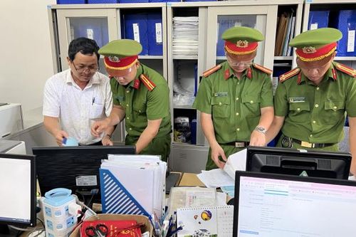 Thừa Thiên Huế: Bắt 4 đối tượng về hành vi nhận hối lộ