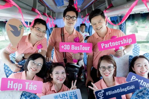 'Beijing+30 Bus Tour' - Tiếp nối hành trình chung tay thúc đẩy bình đẳng giới