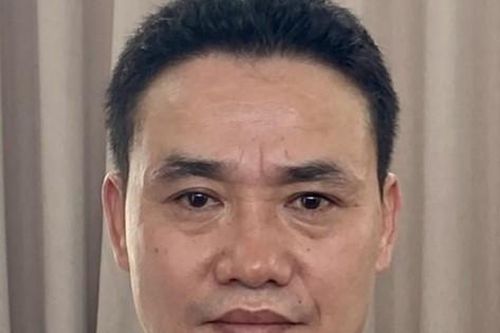 Phó giám đốc Sở Ngoại vụ yêu cầu doanh nghiệp thu tiền chênh ngoài hợp đồng