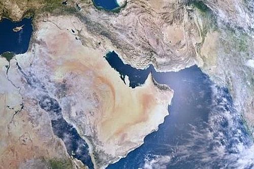 Giá dầu tăng mạnh khi Israel dọa tấn công cơ sở hạ tầng dầu khí của Iran