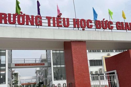 Phụ huynh ở Hà Nội than trường lắp điều hòa giá 'trên trời'