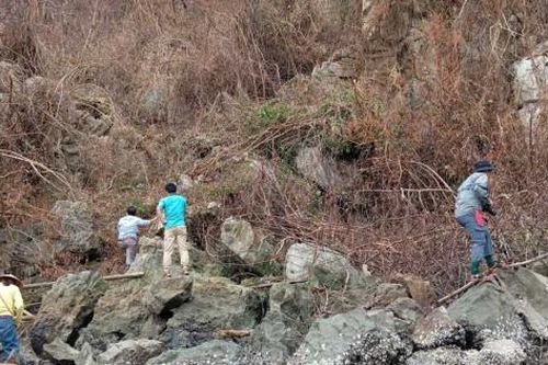 Khảo sát hiện trạng Vịnh Hạ Long sau bão Yagi