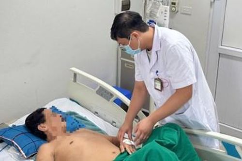 Nhiều người mắc bệnh xoắn khuẩn vàng da sau mưa lũ