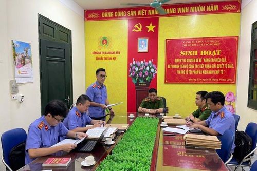 Trực tiếp kiểm sát tại Công an thị xã Quảng Yên và Công an huyện Thanh Liêm