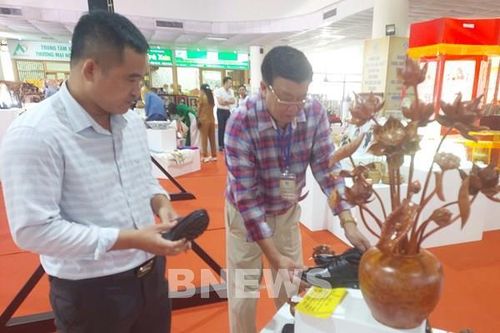 Khai mạc Hội chợ Làng nghề lần thứ 20 năm 2024