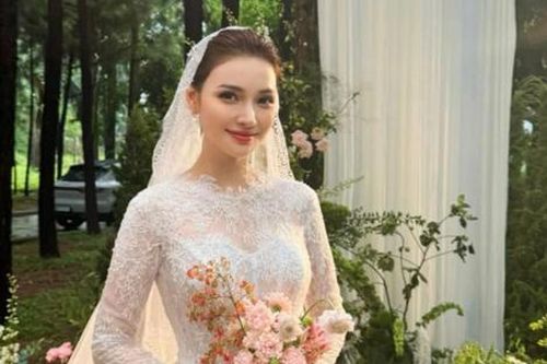 Nữ diễn viên Việt sinh năm 1999 khoe giấy đăng ký kết hôn, chuẩn bị cưới