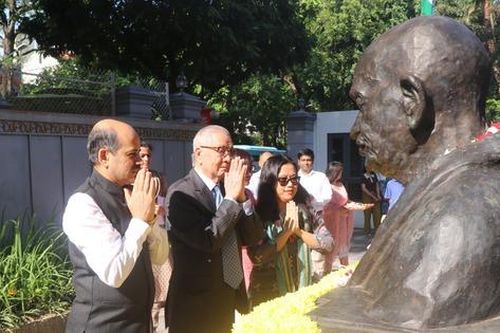 Đại sứ quán Ấn Độ tại Việt Nam tổ chức kỷ niệm 155 năm ngày sinh Mahatma Gandhi