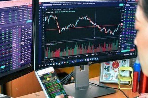 Chứng khoán DSC gợi ý 5 cơ hội đầu tư tháng 10, có mã tiềm năng upside 50%