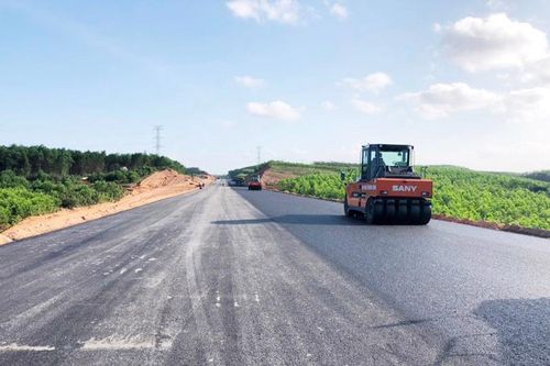 Những 'điểm nghẽn' cuối cùng trong giải phóng mặt bằng cao tốc Vạn Ninh - Cam Lộ