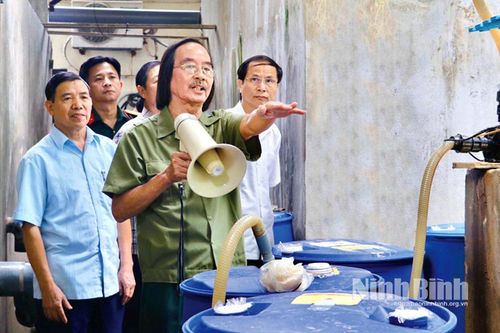 Lan tỏa những tấm gương điển hình tiên tiến làm theo lời Bác