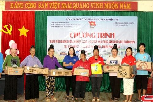 Hỗ trợ nông dân khôi phục sản xuất sau mưa lũ