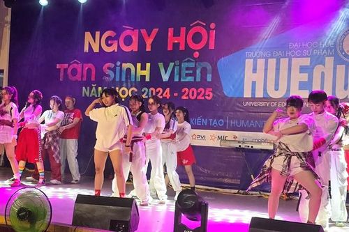 Trường đại học Sư phạm: Sôi động 'Ngày hội tân sinh viên năm 2024'