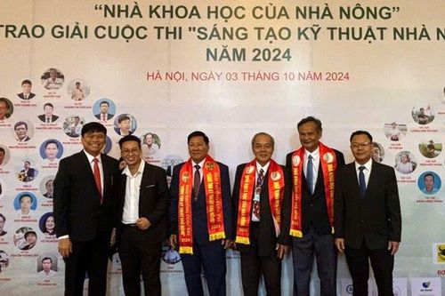 Kiên Giang: 2 cá nhân được vinh danh nhà nông tiêu biểu