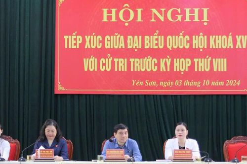 Chủ nhiệm Ủy ban Văn hóa, Giáo dục Nguyễn Đắc Vinh tiếp xúc cử tri huyện Yên Sơn, Tuyên Quang