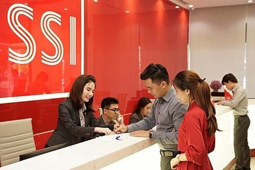 SSI trở lại dẫn đầu ngành chứng khoán về vốn điều lệ