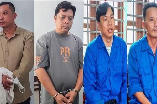 Làm giả hồ sơ vay vốn rồi 'lại quả' Phó giám đốc chi nhánh ngân hàng 2 tỷ đồng