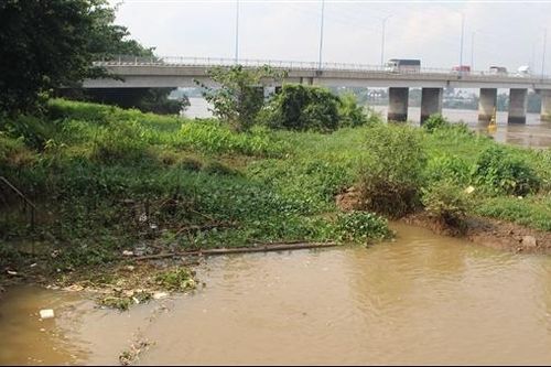 Dự án chống sạt lở bờ sông trị giá 215 tỷ đồng 5 năm chưa được triển khai