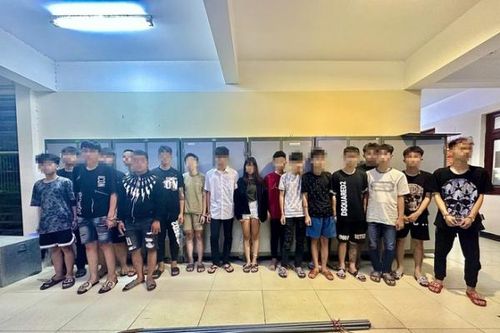 Làm rõ gần 40 thanh, thiếu niên mang dao nhọn, tuýp sắt tụ tập đánh nhau trong đêm