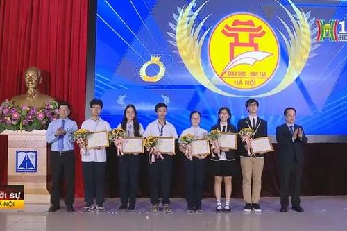 Hà Nội: Ra mắt đội tuyển dự thi IJSO 2024