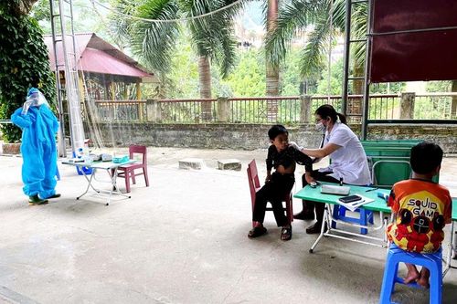 Điều tra, làm rõ yếu tố dịch tễ làm nhiều học sinh bị mắc virus cúm A