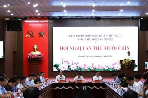 Huyện Chương Mỹ dồn lực khôi phục sản xuất sau bão lũ