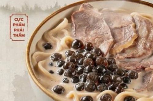 Độc lạ món mì trà sữa trân châu bắp bò không phải ai cũng dám thử