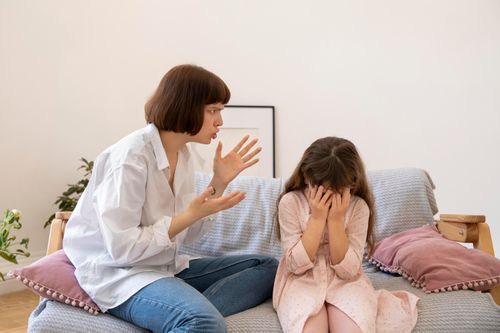Dấu hiệu của những ông bố bà mẹ tồi