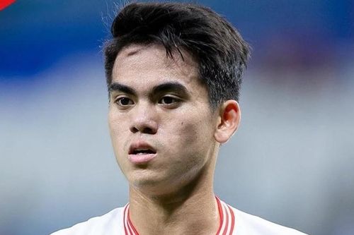 Khuất Văn Khang lập siêu phẩm tại V.League