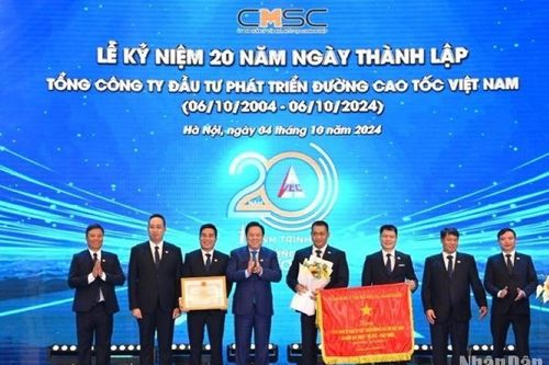 VEC khẳng định vai trò nòng cốt trong đầu tư, vận hành đường bộ cao tốc