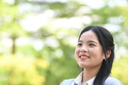 Nữ cán bộ Đoàn xuất sắc chinh phục danh hiệu Thủ khoa: Hành trình từ giảng đường đến cống hiến xã hội
