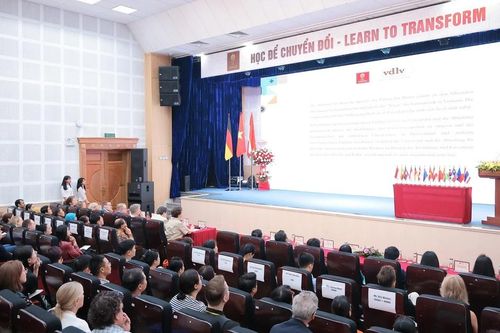 Đổi mới đào tạo đội ngũ giáo viên tiếng Đức