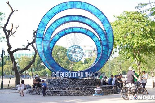 Huy động công nhân, máy móc gấp rút cải tạo hồ Thiền Quang, kịp đưa vào sử dụng dịp 10/10